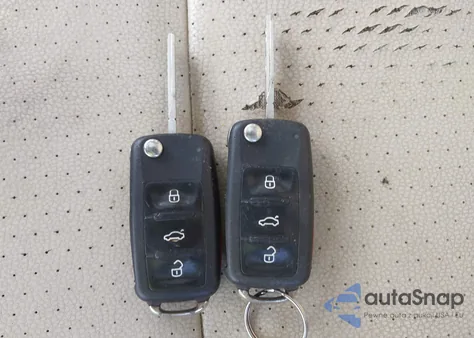 2011 Volkswagen Jetta Sportwagen 2.0L Tdi from USA, damaged, VIN 3VWPL7AJ5BM673045